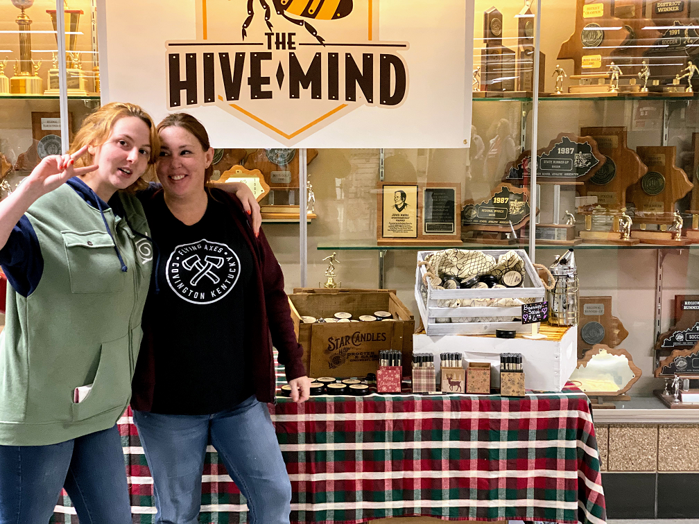 Mandi and Daughter at the craft show